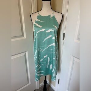 Green and White 80s pattern Sleeveless silky high neck Dress - boutique